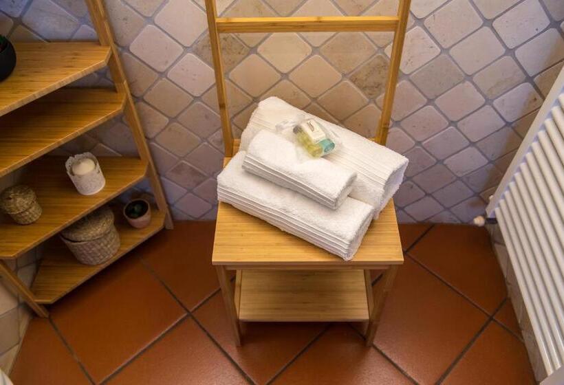 스탠다드 룸, B&b I Pini Di Storaco