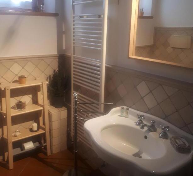 스탠다드 룸, B&b I Pini Di Storaco