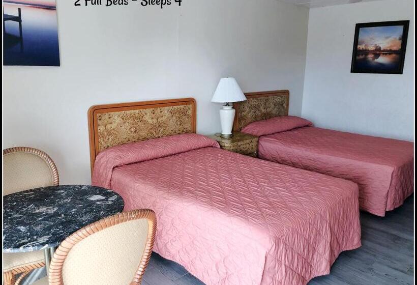 اتاق خانوادگی, Landmark Motel