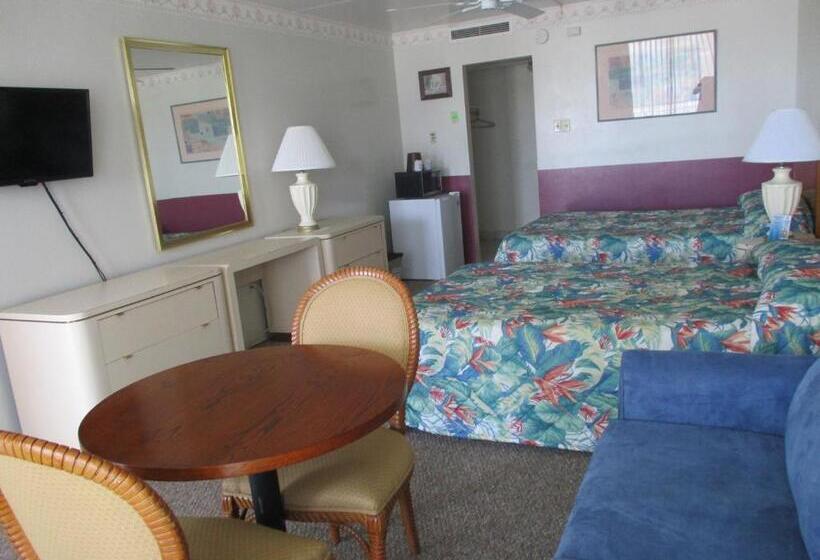 اتاق راحتی سه تخته, Landmark Motel