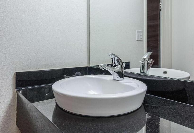 Четырехместный Номер Стандарт, Motel 6 Texarkana, Ar