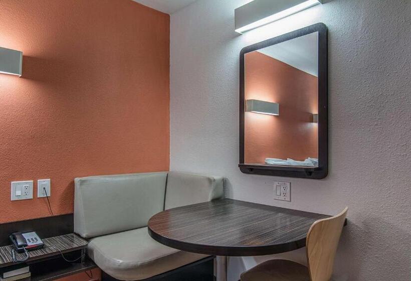 Номер Стандарт Кровать Кинг Адаптированный для Инвалидов, Motel 6 Texarkana, Ar