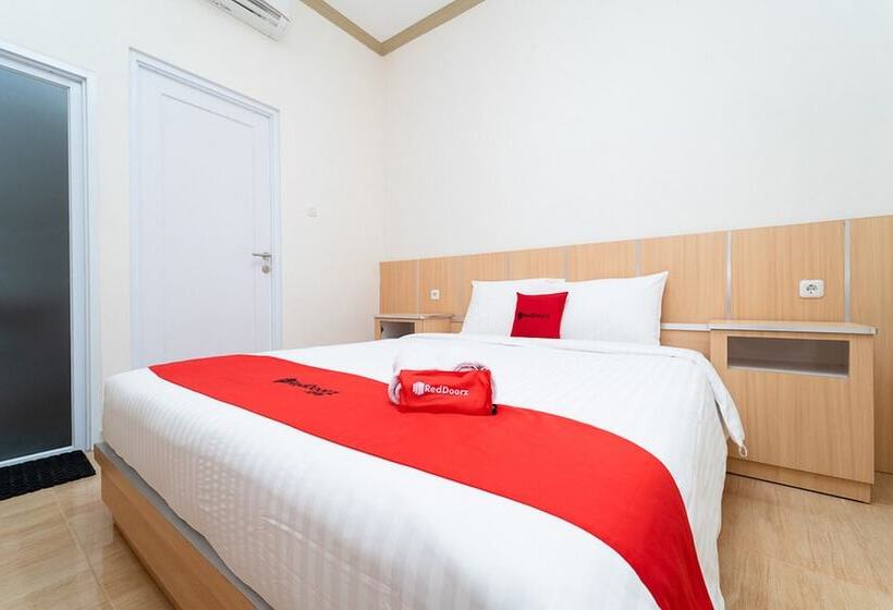 Номер Стандарт, Reddoorz Near Griya Agung Palembang