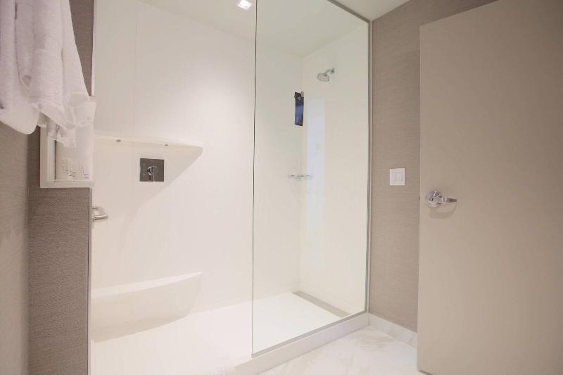 クイーンサイズベッドのエクゼクティブルーム, Courtyard By Marriott Montreal Brossard