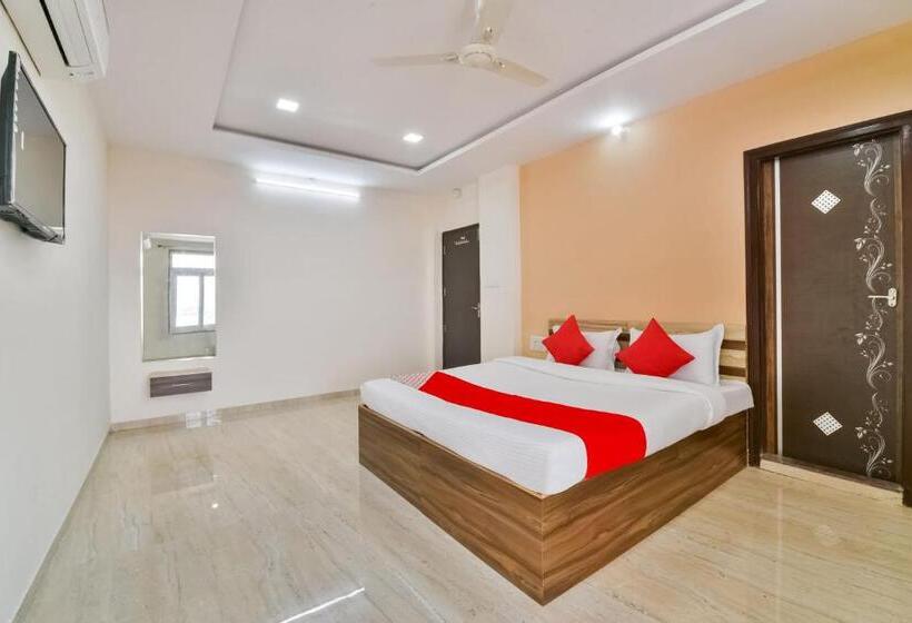 Трехместный Номер Классика, Oyo 61373  Paradise