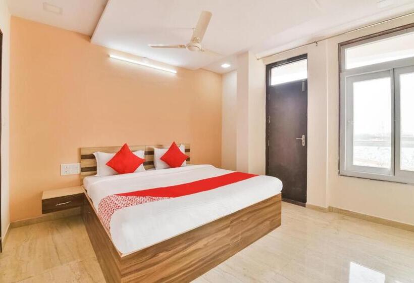 Трехместный Номер Классика, Oyo 61373  Paradise