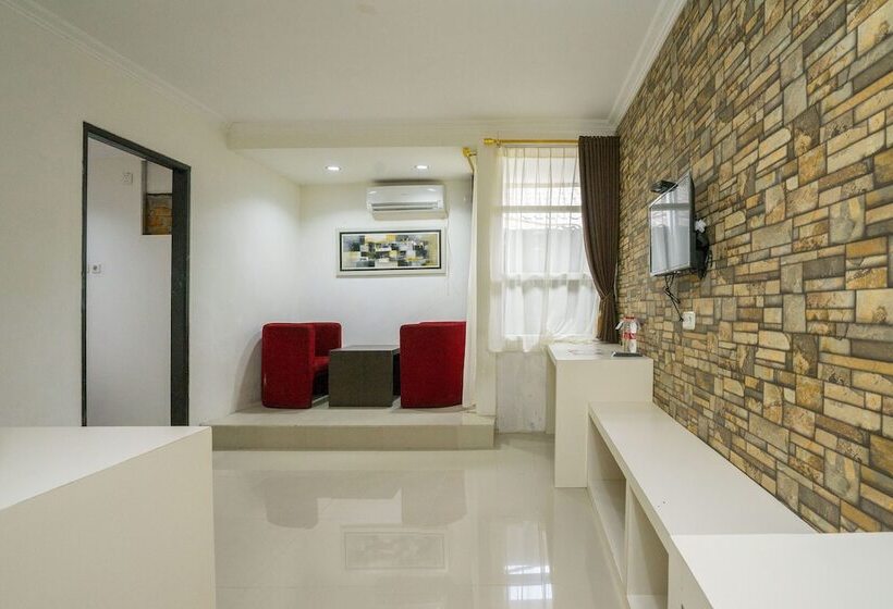 Family Suite, Oyo 1411 Djakarta  Syariah