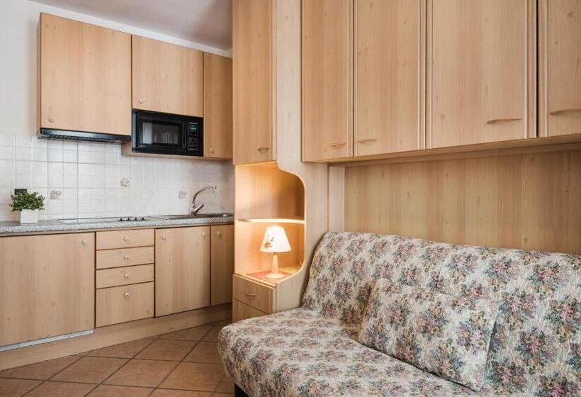 استودیوی استاندارد, Apparthotel Sellaronda