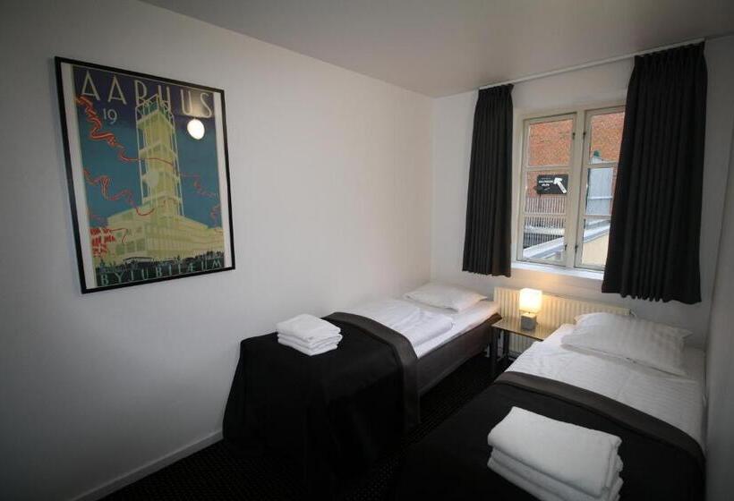 Apartamento 2 Dormitórios, Aarhus City Apartments