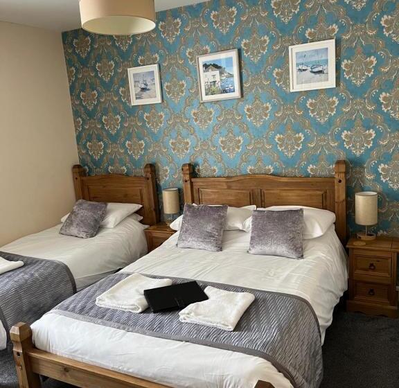 Семейный Номер, Willows Guest House