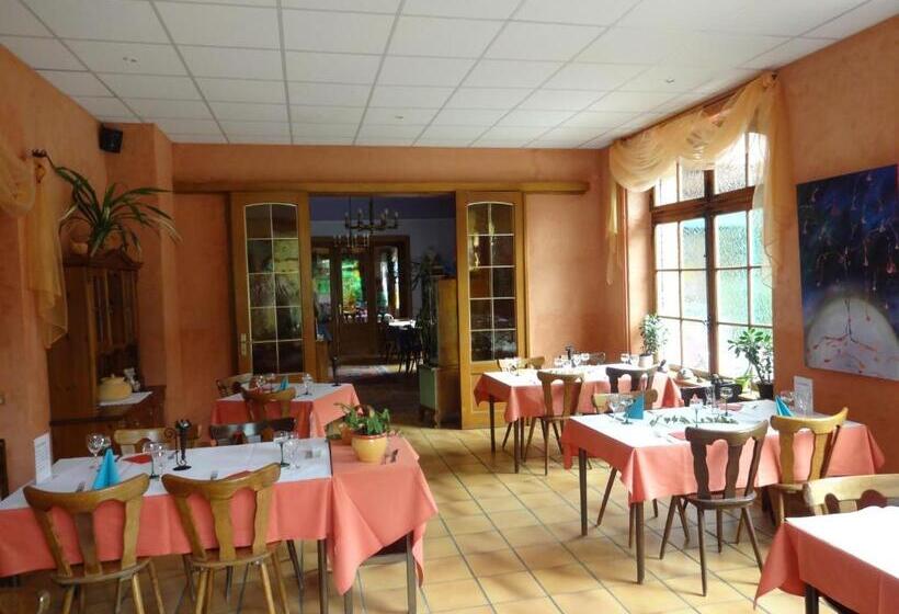 Номер Стандарт Трехместный, Restaurant Du Windstein