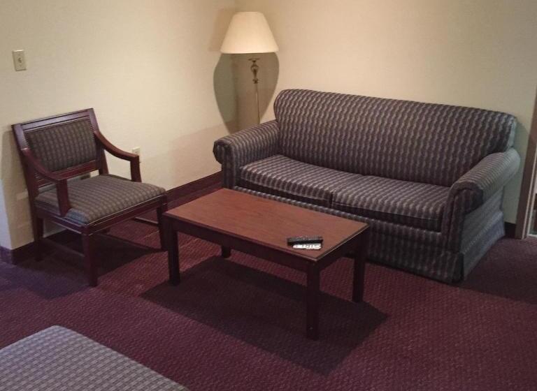 Люкс Повышенной Комфортности, Econo Lodge Whitehall Near Michigan S Adventure