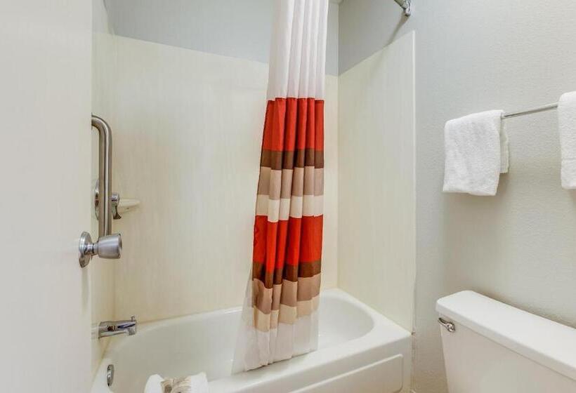 Номер Superior Кровать Кинг, Red Roof Inn Lansing West  Msu