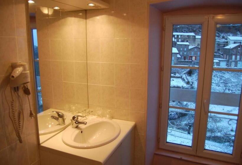 Семейный Номер, La Vieille Auberge