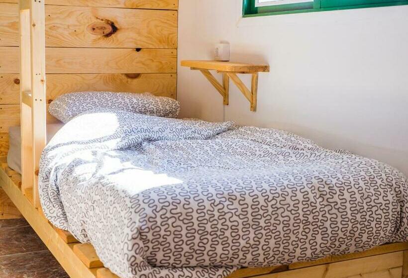 Кровать в Общей Комнате, Tenerife Climbing House