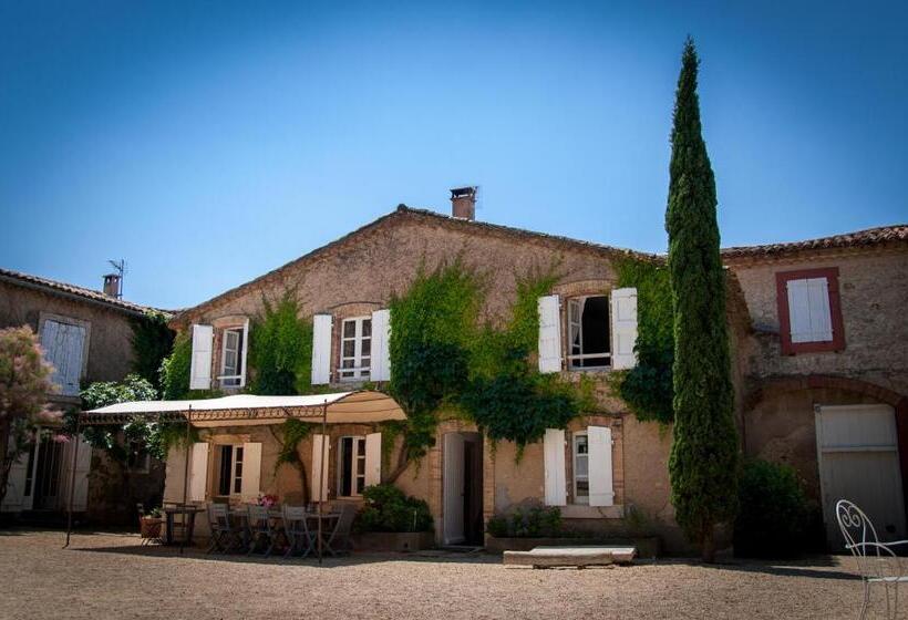 Дом 4 Спальни, Château La Villatade