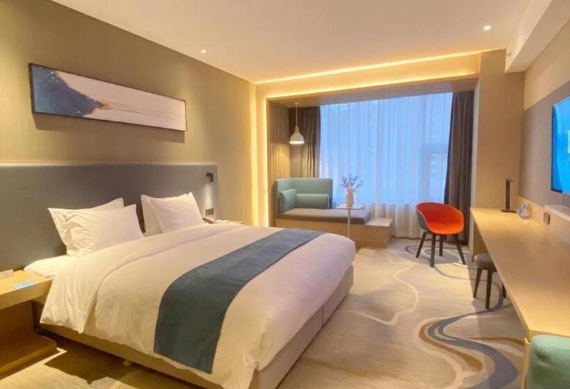 스탠다드 룸 킹사이즈 침대, Holiday Inn Express Liaocheng Chiping, An Ihg