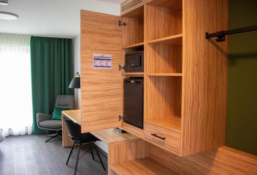Family Suite, Trendic