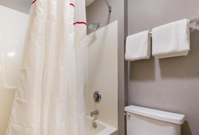 Номер Deluxe Кровать Кинг, Red Roof Inn Lawrenceburg