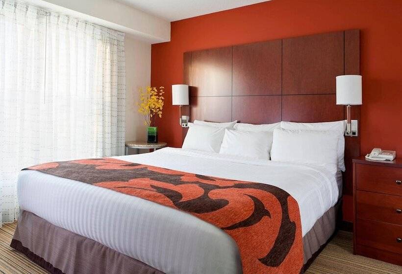 Люкс 2 Спальни, Residence Inn Madison East