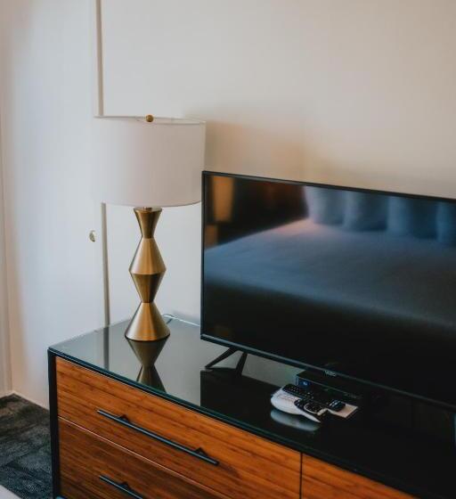 Трехместный Номер Deluxe, Sapphire Motel Midtown Bozeman