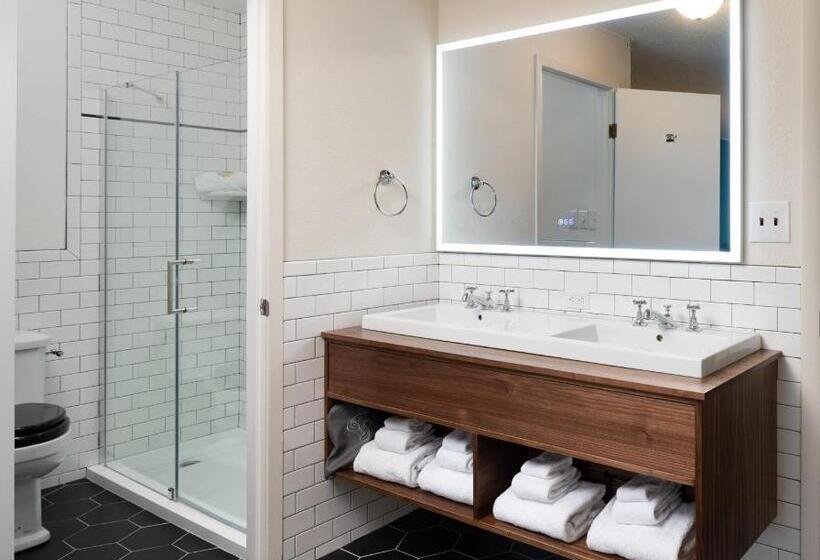Номер Deluxe, Sapphire Motel Midtown Bozeman