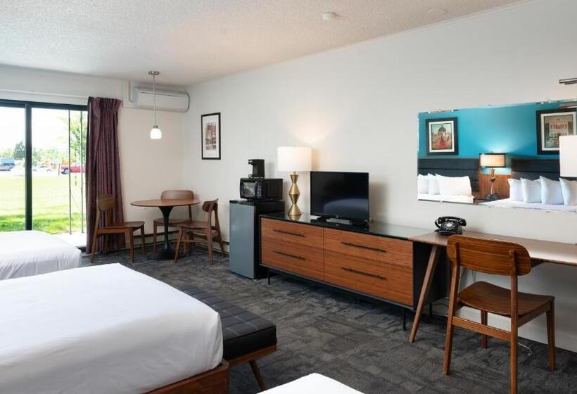 Трехместный Номер Deluxe, Sapphire Motel Midtown Bozeman