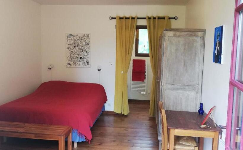 Номер Стандарт, Paysannerie Des Versanes   Chambres Et Gîte