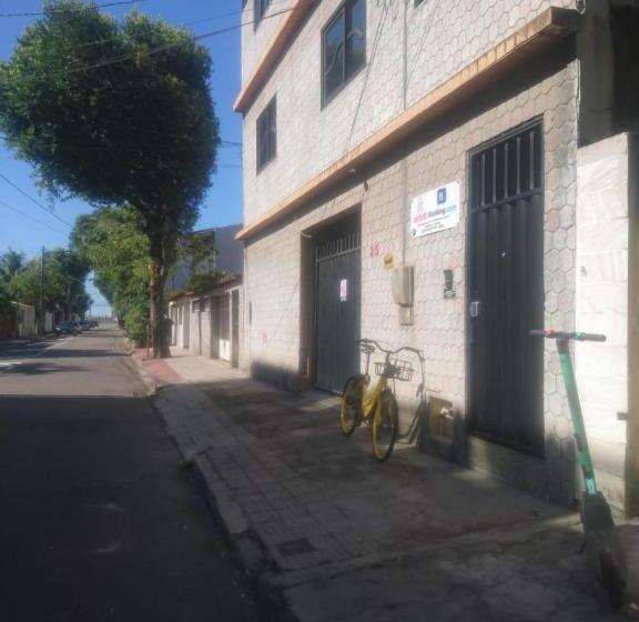 اتاق استاندارد سه نفره, Regi House Hostel