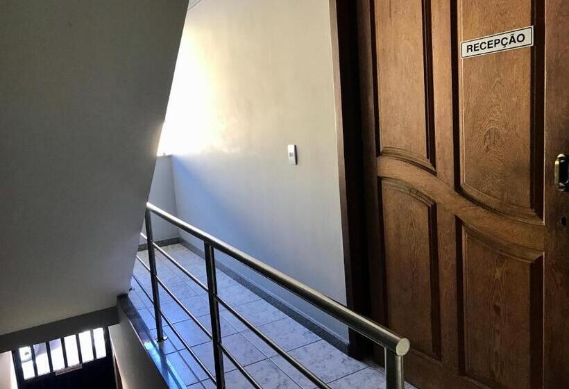 اتاق استاندارد سه نفره, Regi House Hostel