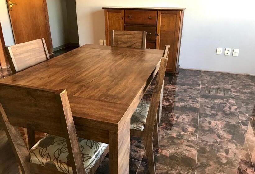 اتاق استاندارد, Regi House Hostel