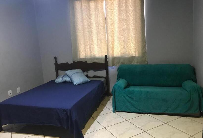 سوییت, Regi House Hostel