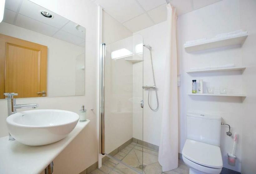 Номер Стандарт, Hostal Palouet De Segarra