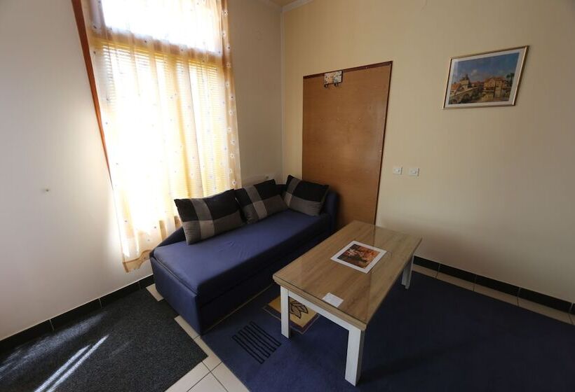 آپارتمان کلاسیک 1 خوابه, Apartments Boulevard