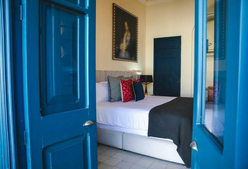 Deluxe Suite King Bed, Gala Hotel Boutique
