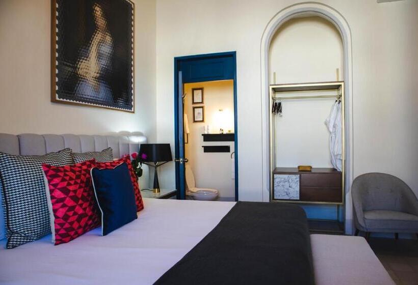 Deluxe Suite King Bed, Gala Hotel Boutique