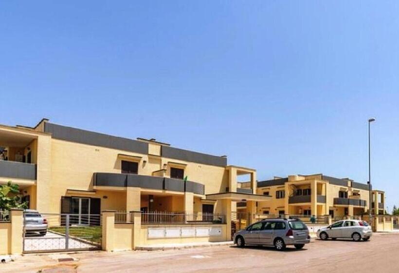 آپارتمان 1 خوابه همکف, Residence Ionian Gallipoli