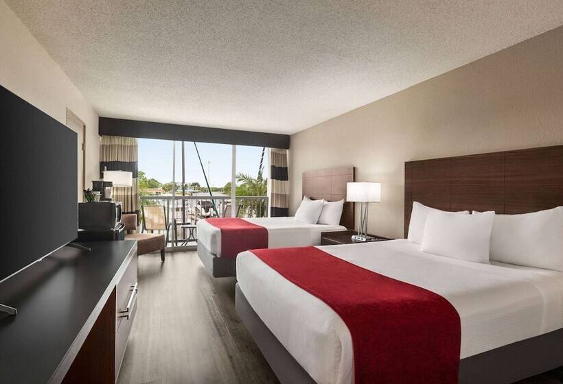 Номер Стандарт 2 Двуспальные Кровати, Ramada By Wyndham Sarasota Waterfront