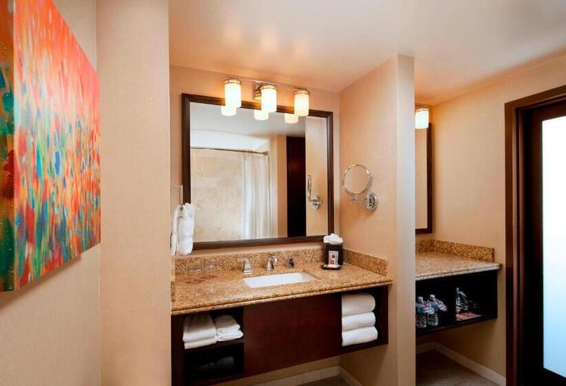 חדר קלאב, Sheraton Albuquerque Uptown By Marriott