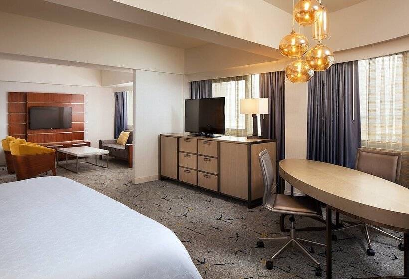 Люкс, Sheraton Gateway Los Angeles