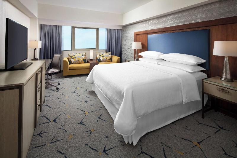 Президентский Люкс, Sheraton Gateway Los Angeles