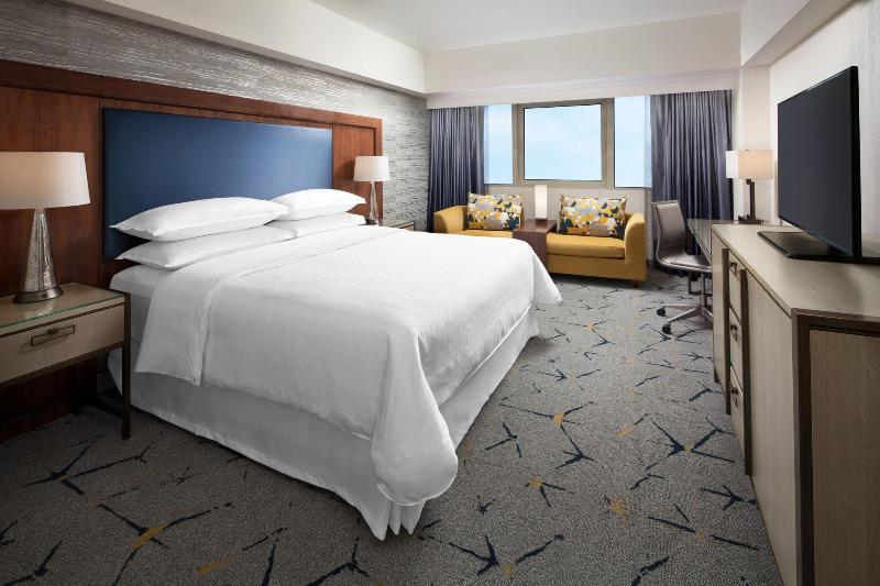 Номер Deluxe Кровать Кинг, Sheraton Gateway Los Angeles