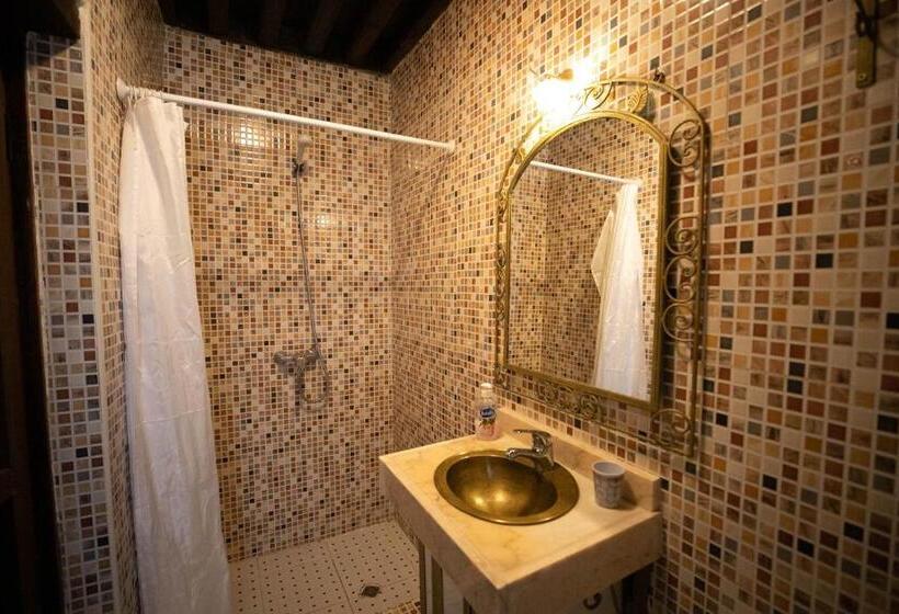 اتاق سوپریور چهار تخته, Riad Mounana Fez Luxurious Palace & Spa