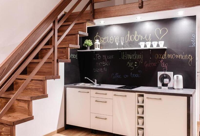 اتاق دوبلکس, 2 Nights Apartments