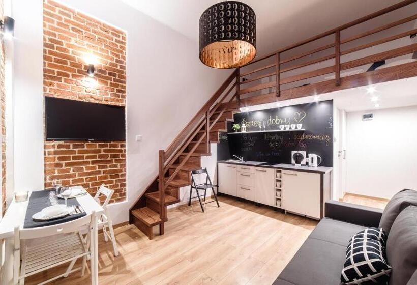 اتاق دوبلکس, 2 Nights Apartments