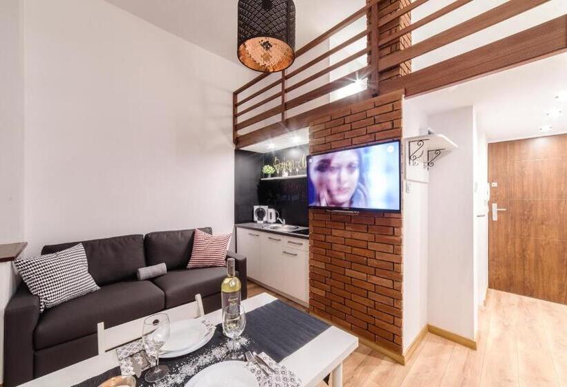 اتاق دوبلکس, 2 Nights Apartments