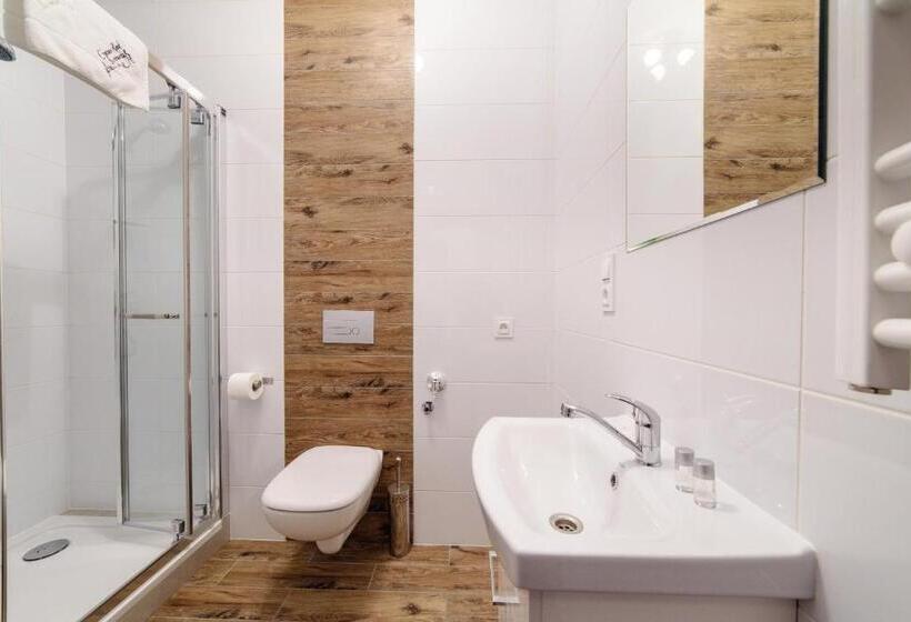 آپارتمان 1 خوابه با بالکن, 2 Nights Apartments