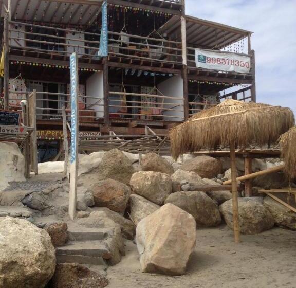 تختخواب در اتاق مشترک, Mancora Apartments