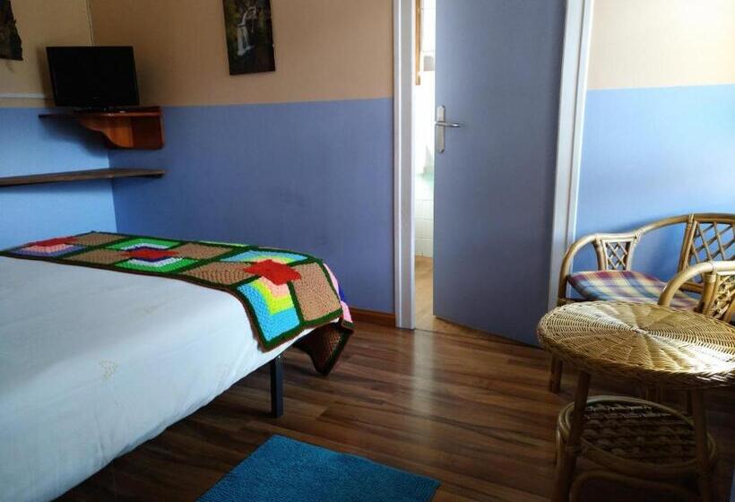 Семейный Номер, Albergue El último Bucardo
