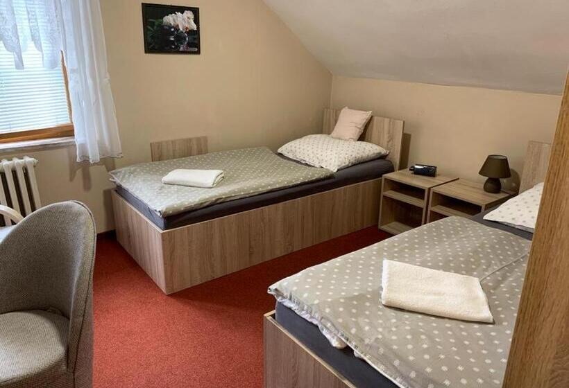 エコノミールーム, Hospůdka U Rybníčku